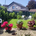 Appartamento Uni-naehe Mit Garten *