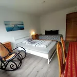 Uni-naehe Mit Garten Appartamento Bochum