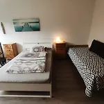 Uni-naehe Mit Garten *