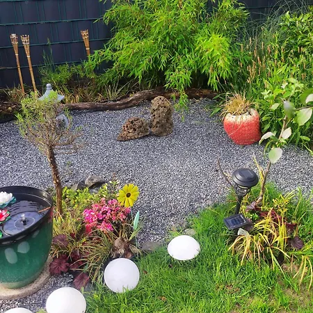 شقة Uni-naehe Mit Garten *