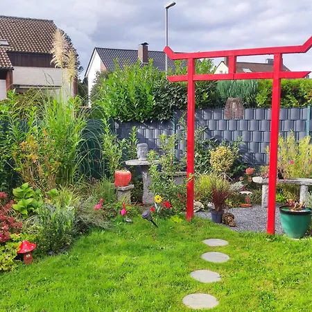 Uni-naehe Mit Garten