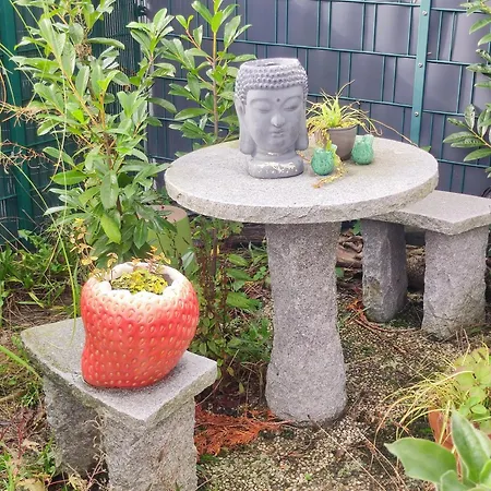 Uni-naehe Mit Garten Apartmán *