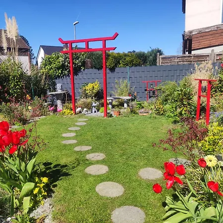 Uni-naehe Mit Garten *